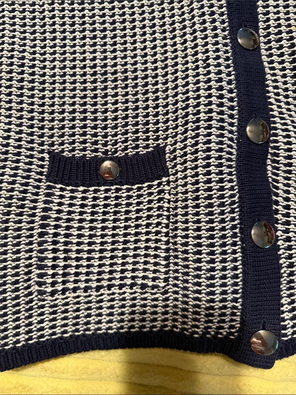 Banana Republic Navy and White Houndstooth Cardigan - Picture 6 of 8
